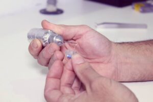 Pruebas sobre audífono en Audiología Integral, Reparación de audífonos